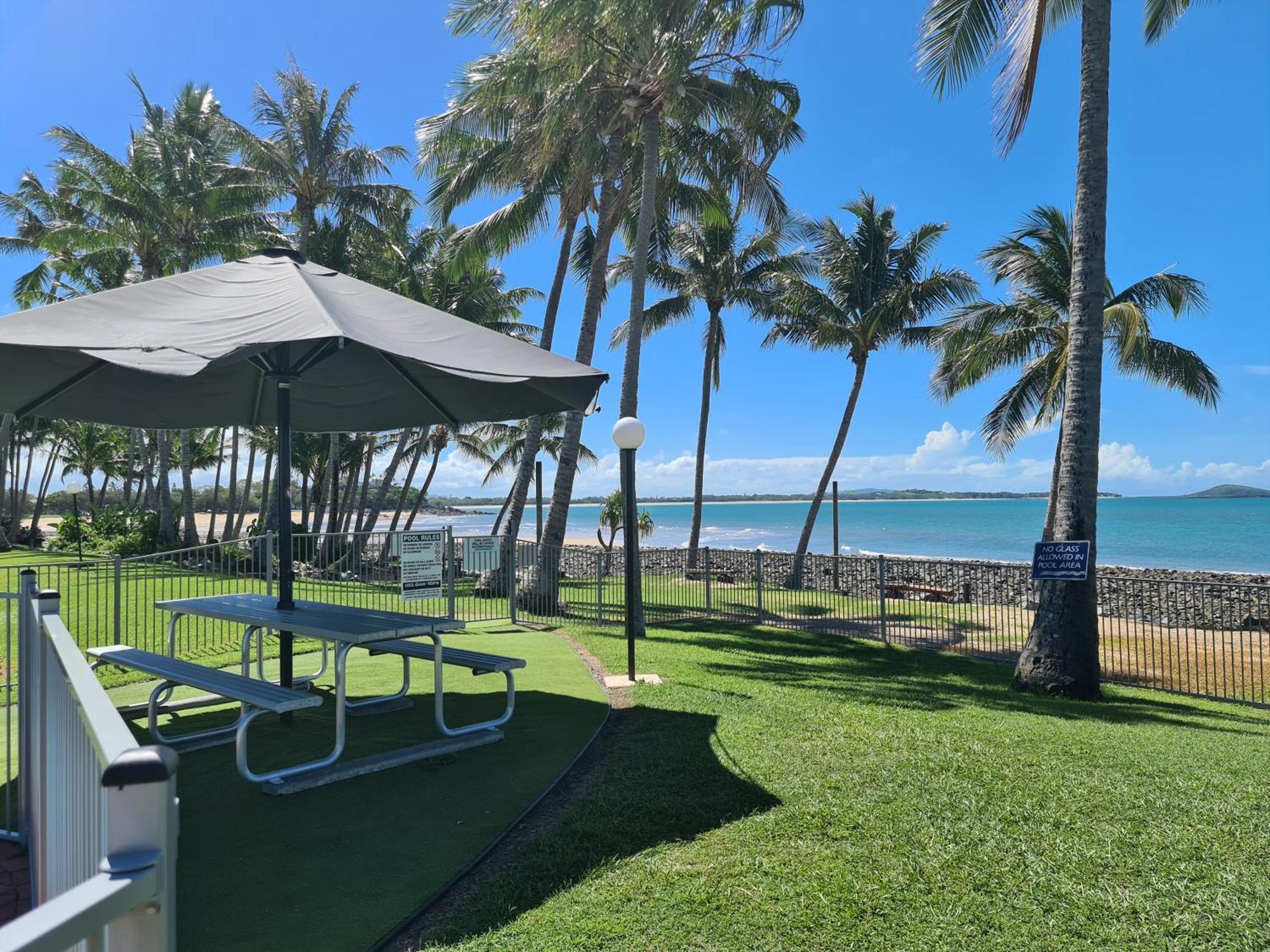 Dolphin Heads - Resort Unit - Absolute Beachfront! - Whitsunday Getaway! Mackay Exterior foto